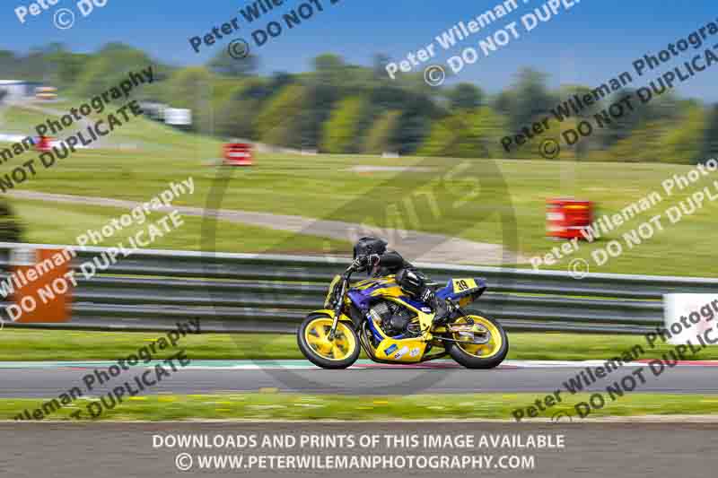 donington no limits trackday;donington park photographs;donington trackday photographs;no limits trackdays;peter wileman photography;trackday digital images;trackday photos